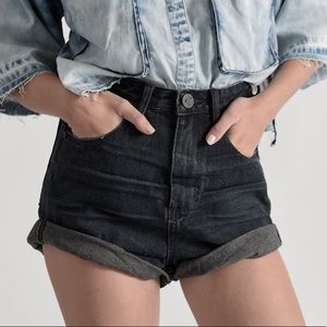 One Teaspoon Fox Black Bandits High Waist Short